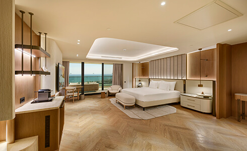 Regnum The Crown Panaromic Suite (6)