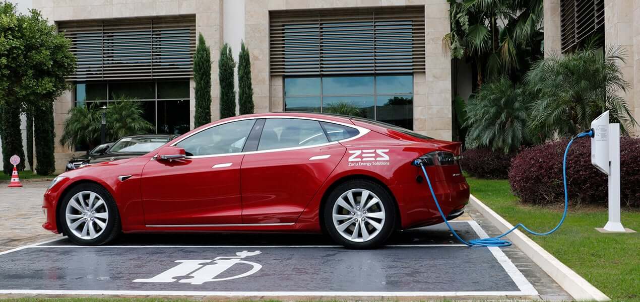 Elektrik Sarj Istasyonu (1)