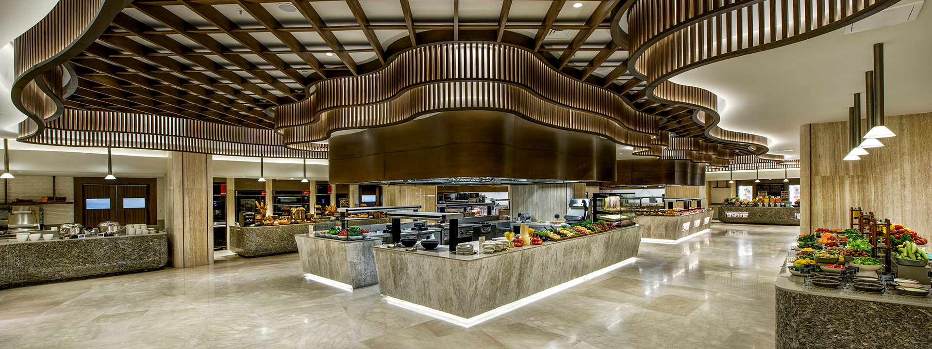 REGNUM THE CROWN DAPHNE 05 Banner