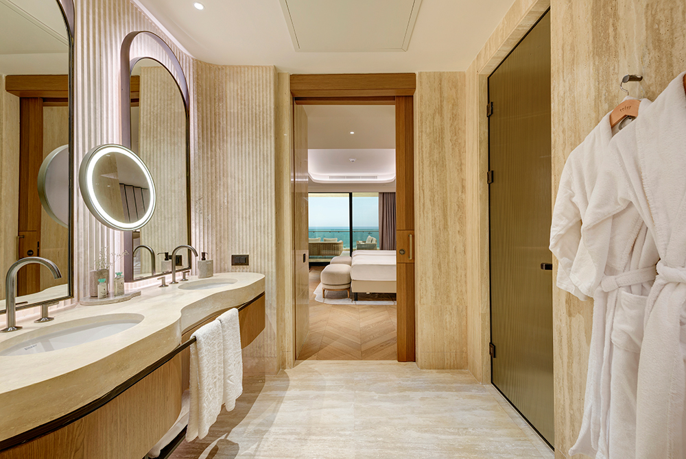 Regnum The Crown Horizon Suite (4)