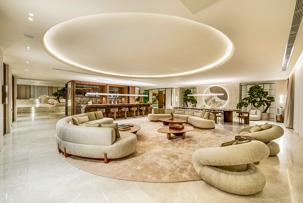 Regnum The Crown Crown Signature Suite Living Dining Area 02