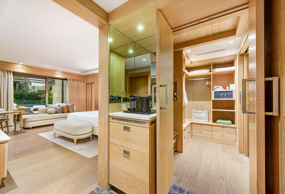 Regnumcarya Pearlpoolfamliy Dressingroom 08