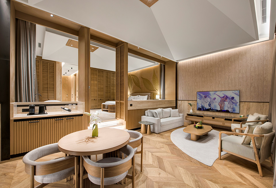 Regnumthecrown Amberlagoonsuite Livingroom 11 Slider 3