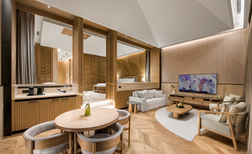 Amber Lagoon Suite